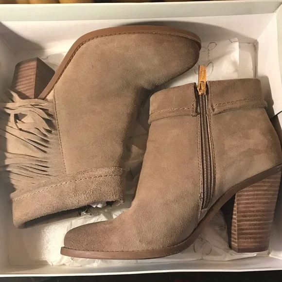Jessica Simpson JP-Callaghan Booties, Color: Taupe, Cow Split SUEDE, Booties, 8M - Picture 10 of 11